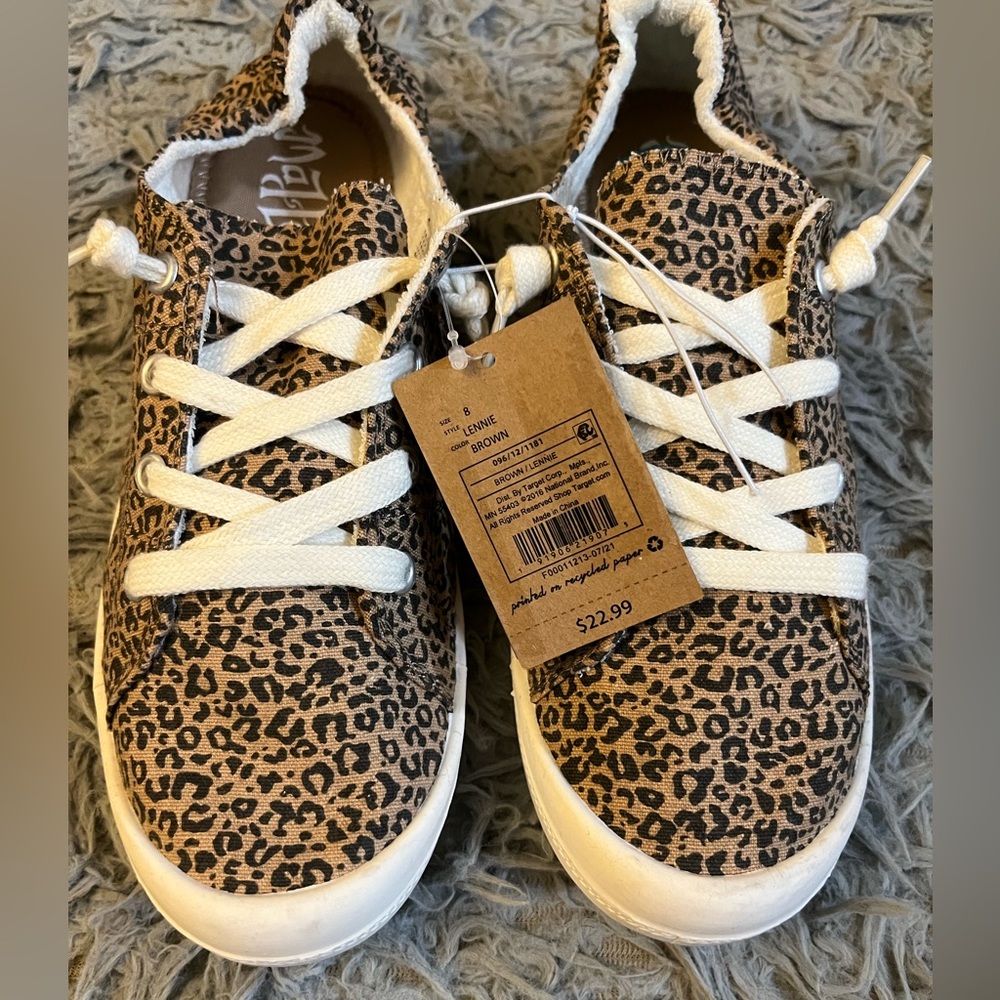 Brand new Womens shoes